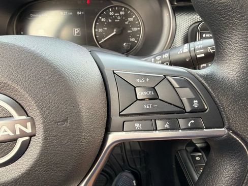 Used 2024 Nissan Kicks SV FWD image 13
