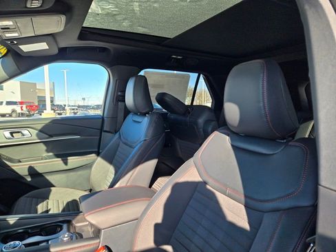 New 2026 Ford Explorer ST-Line image 25