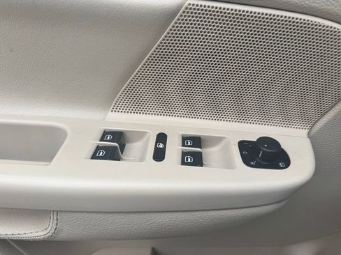 Used 2014 Volkswagen Jetta TDI FWD image 30