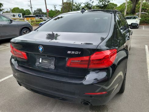 Used 2019 BMW 530i w/ Convenience Package RWD image 7