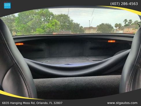 Used 2004 Chevrolet Corvette Coupe RWD image 21