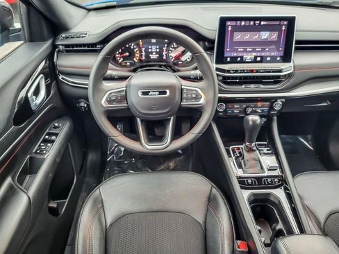 Used 2023 Jeep Compass Trailhawk image 11