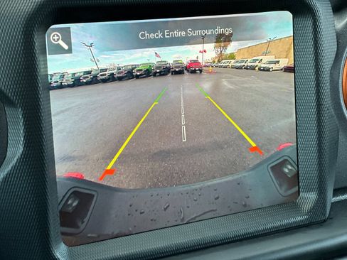 Used 2022 Jeep Gladiator Mojave w/ Trailer Tow Package image 19