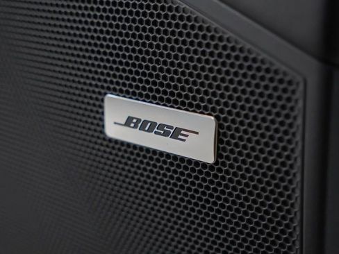 Certified 2025 Porsche Cayenne Turbo image 17