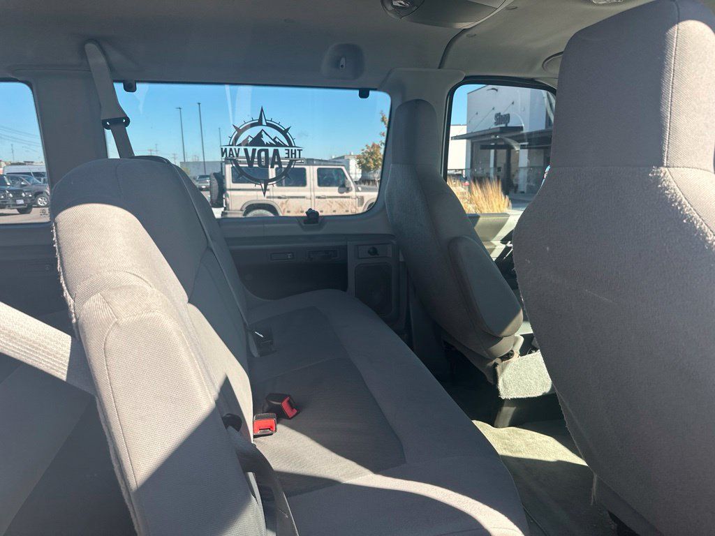 Used 2013 Ford E-350 and Econoline 350 XLT RWD image 15