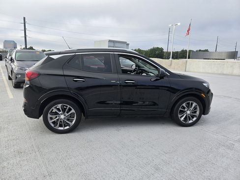 Used 2023 Buick Encore GX Select w/ Sport Touring Package FWD image 5