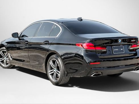 Used 2021 BMW 530i w/ Convenience Package RWD image 8