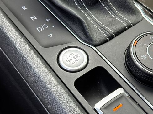 Used 2023 Volkswagen Atlas SE w/ Panoramic Sunroof Package image 23