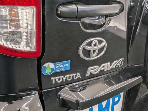 Used 2009 Toyota RAV4 image 31