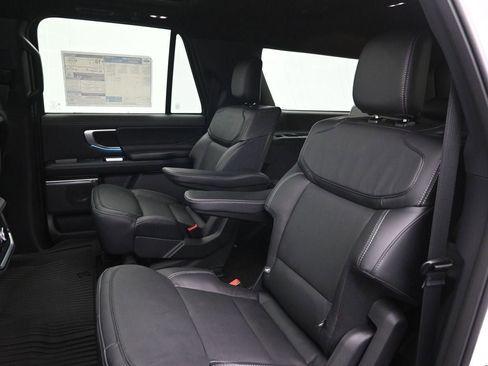 New 2026 Ford Expedition Max Platinum w/ Stealth Appearance Package image 33