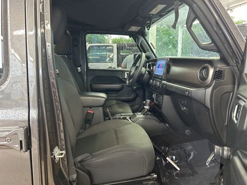 Certified 2021 Jeep Wrangler Unlimited Sport image 24