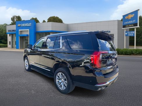 Used 2025 GMC Yukon Denali AWD/4WD image 2