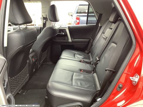Used 2022 Toyota 4Runner Limited AWD/4WD image 13