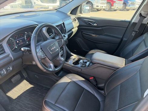 Used 2023 GMC Acadia AT4 w/ Preferred Package image 16