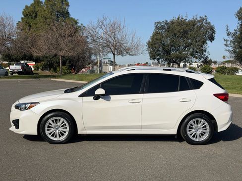 Used 2017 Subaru Impreza 2.0i Premium image 10