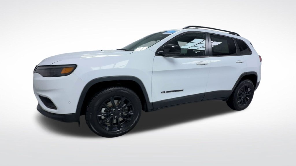 Used 2023 Jeep Cherokee Altitude Lux AWD/4WD image 20