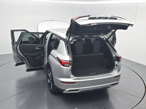 Used 2024 Mitsubishi Outlander SE FWD image 56
