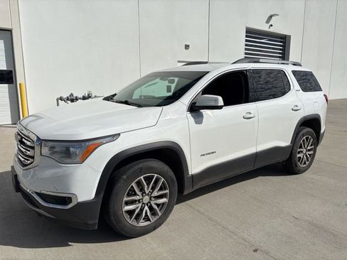 Used 2019 GMC Acadia SLE image 7