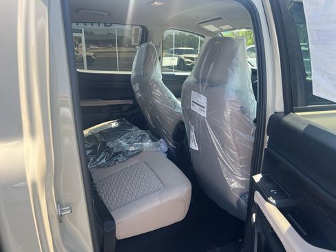 New 2026 Ford Ranger XLT w/ Equipment Group 301A High AWD/4WD image 16