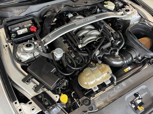 Used 2015 Ford Mustang GT Premium RWD image 37