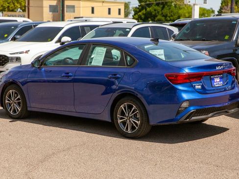 Used 2023 Kia Forte LXS FWD image 7