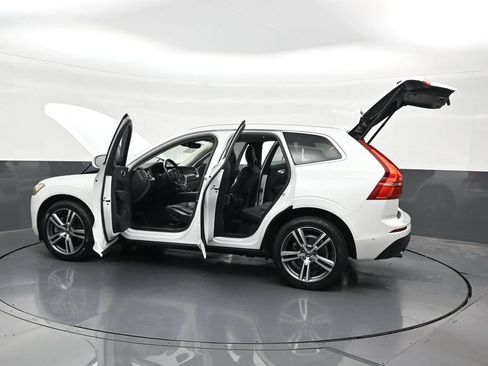 Used 2018 Volvo XC60 T6 Momentum w/ Advanced Package AWD/4WD image 33