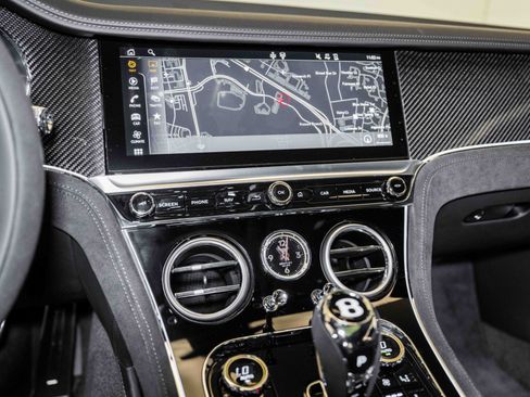 Used 2024 Bentley Continental GT Speed image 26