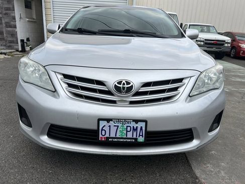 Used 2013 Toyota Corolla LE FWD image 8