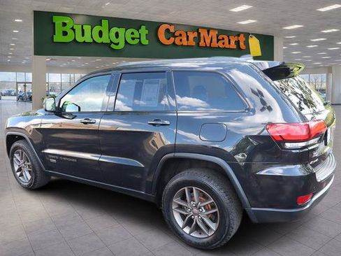 Used 2016 Jeep Grand Cherokee Laredo 75th Anniversary AWD/4WD image 5
