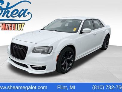 Used 2022 Chrysler 300 Touring L