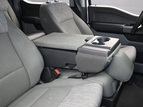 Used 2025 Ford F250 XLT image 44