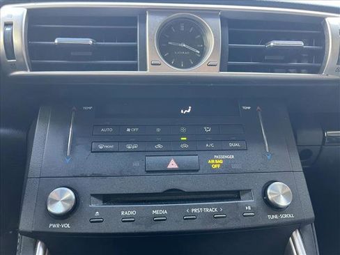 Used 2015 Lexus IS 250 image 17