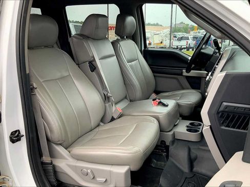 Used 2018 Ford F150 Lariat AWD/4WD image 9