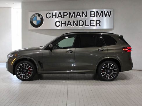 Used 2026 BMW X5 sDrive40i w/ M Sport Package RWD image 3