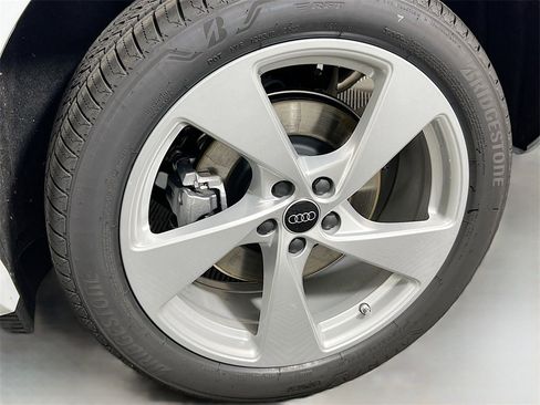 New 2025 Audi Q5 2.0T Premium Plus image 29