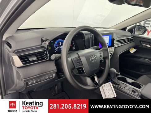Used 2026 Toyota Camry LE w/ Convenience Package image 2