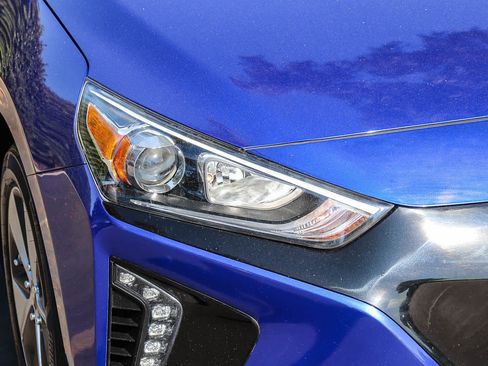 Used 2019 Hyundai Ioniq Electric FWD image 4