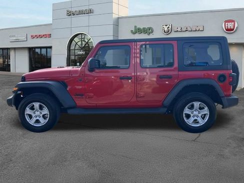 Used 2022 Jeep Wrangler Unlimited Sport AWD/4WD image 4