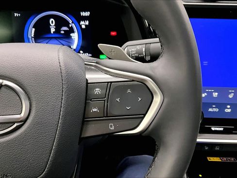 Used 2023 Lexus RZ 450e Premium w/ Technology Package image 24