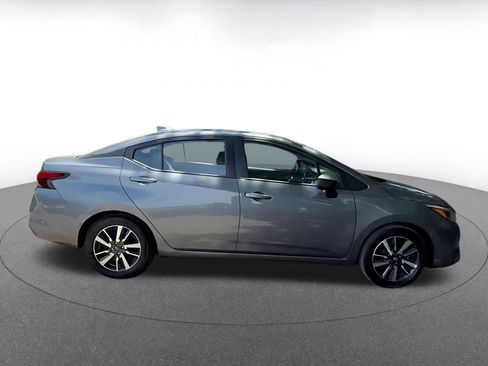 Used 2025 Nissan Versa SV FWD image 16