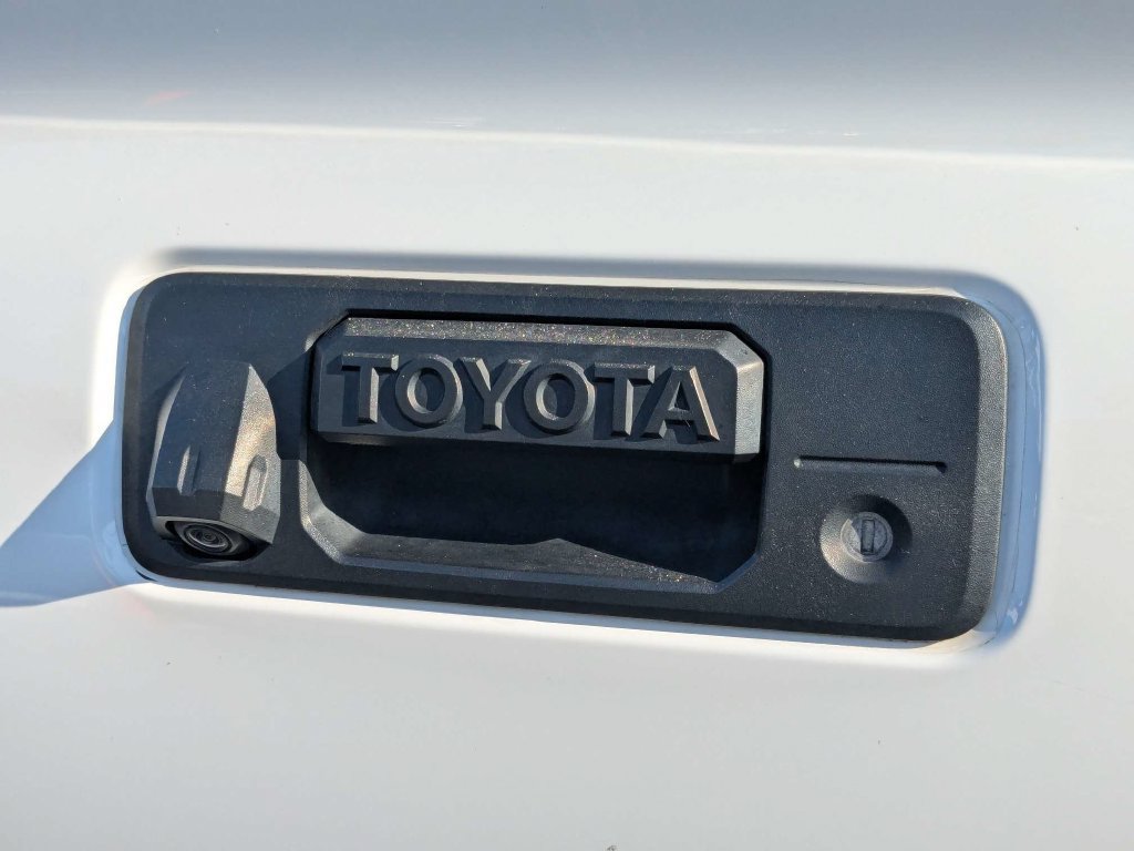 Used 2022 Toyota Tacoma SR RWD image 39