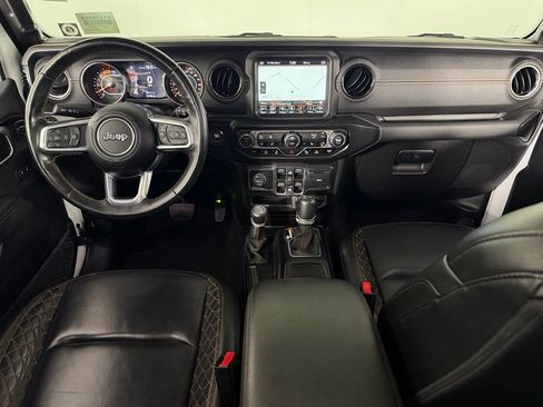Used 2021 Jeep Wrangler Unlimited Sahara AWD/4WD image 13