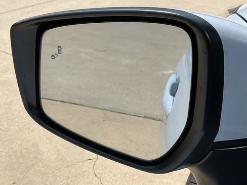 New 2025 Nissan Versa SV w/ Trunk Package image 10