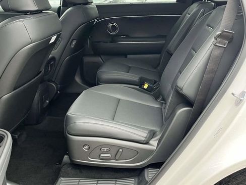 New 2026 Hyundai Palisade Calligraphy FWD image 13
