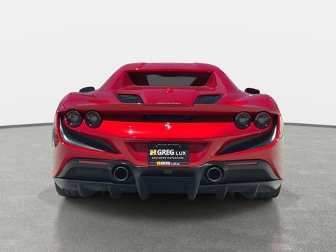 Used 2021 Ferrari F8 Tributo RWD image 4