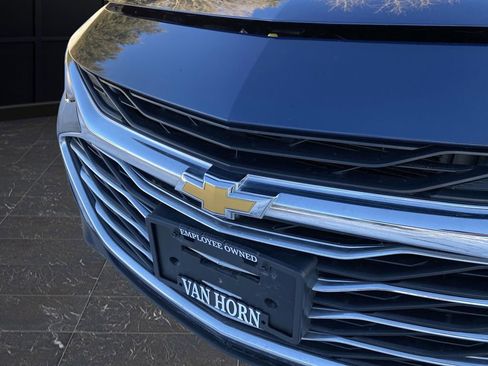 Used 2022 Chevrolet Malibu LT image 40