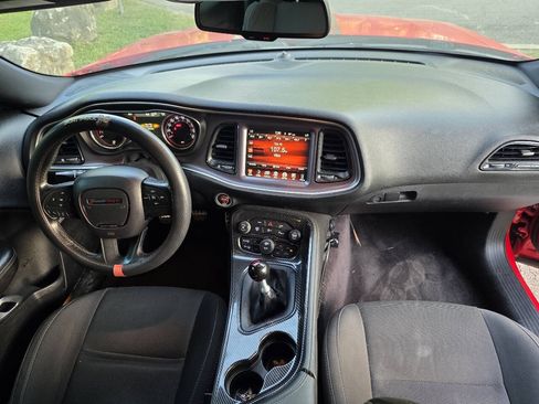 Used 2016 Dodge Challenger R/T Scat Pack RWD image 26