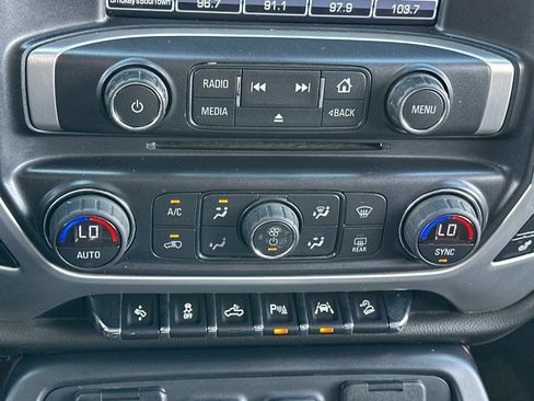 Used 2017 GMC Sierra 1500 SLT AWD/4WD image 19