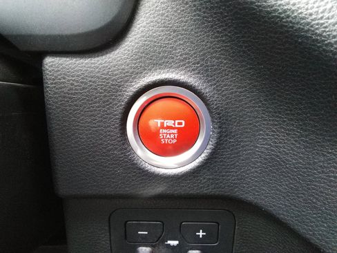 Used 2023 Toyota Tundra SR5 w/ TRD Off-Road Package AWD/4WD image 15