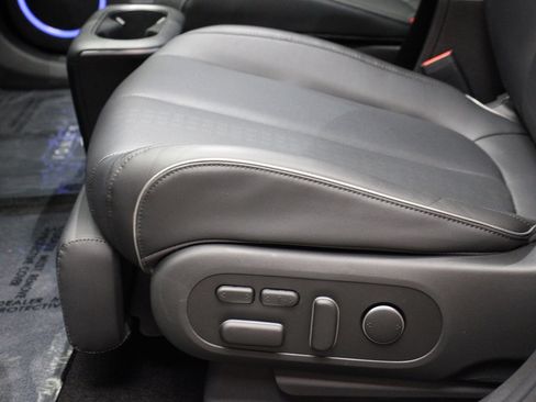 Used 2024 Hyundai Ioniq 5 Limited image 12